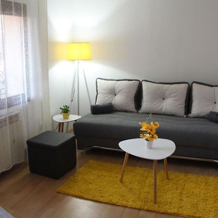 Apartment Kapo- Klima,Parking Сараєво Екстер'єр фото