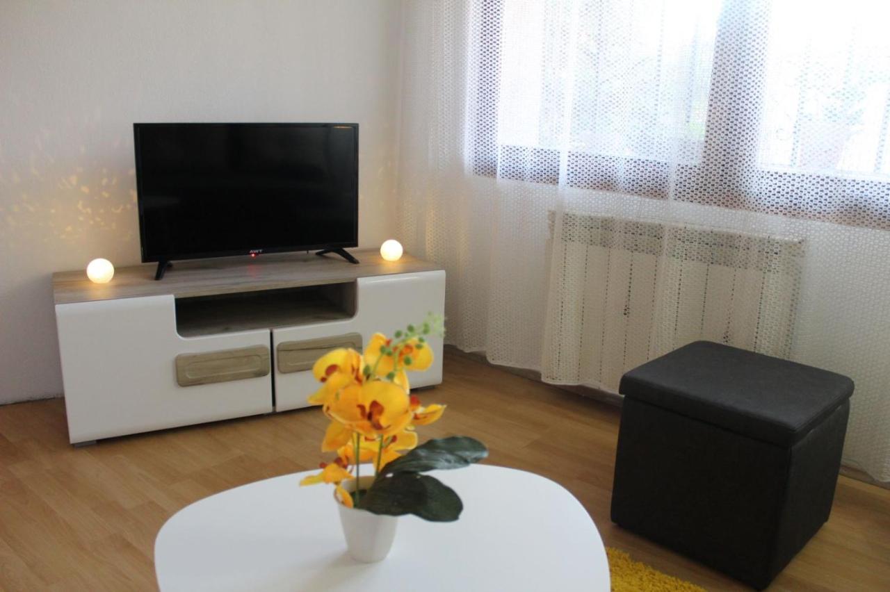 Apartment Kapo- Klima,Parking Сараєво Екстер'єр фото